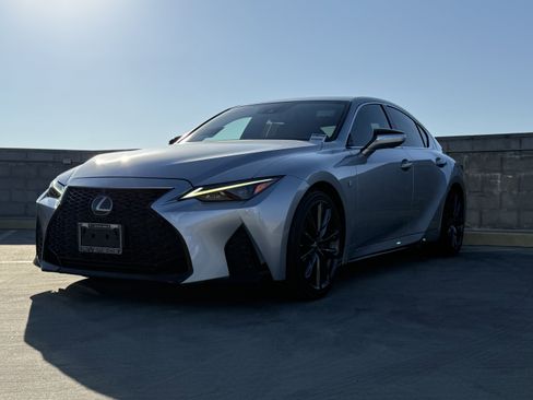 Certified 2023 Lexus IS 350 F Sport image 8