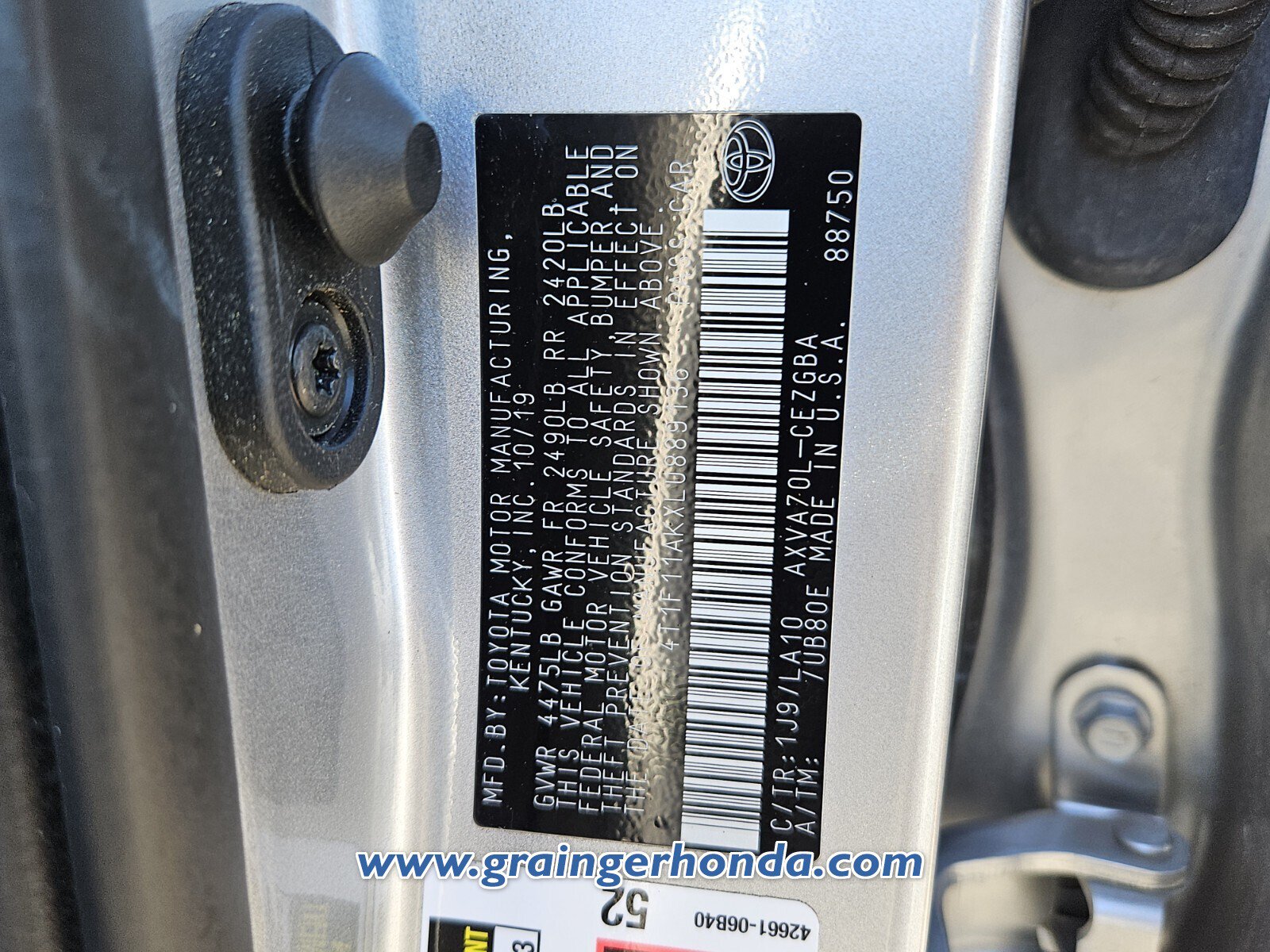 Used 2020 Toyota Camry XLE FWD image 14