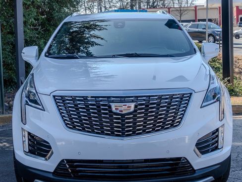 Used 2024 Cadillac XT5 Premium Luxury image 2