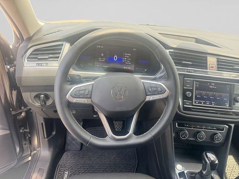 Used 2022 Volkswagen Tiguan S AWD/4WD image 11