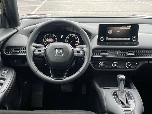 Certified 2024 Honda HR-V Sport image 11