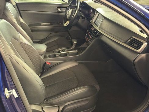 Used 2019 Kia Optima S w/ S Panoramic Sunroof Package image 9