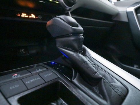 Used 2023 Toyota RAV4 XLE image 16