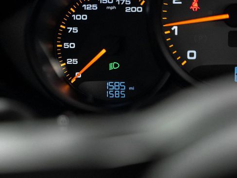 Used 2023 Porsche 718 Cayman GT4 image 48