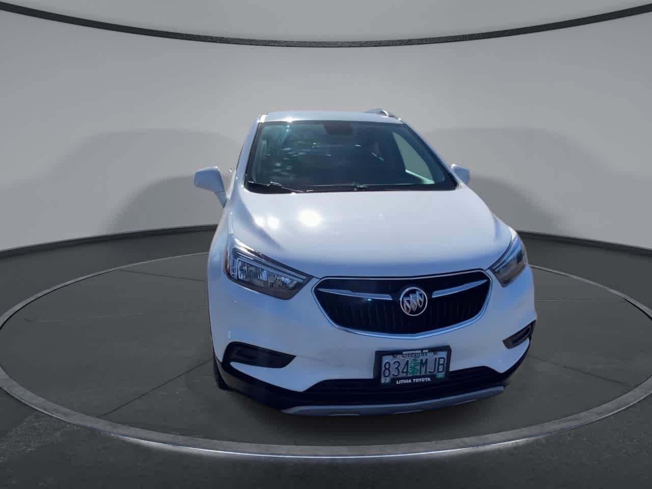 Used 2021 Buick Encore Preferred AWD/4WD image 3