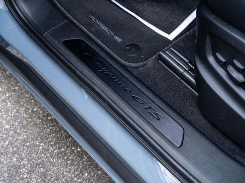 Certified 2025 Porsche Cayenne GTS image 23