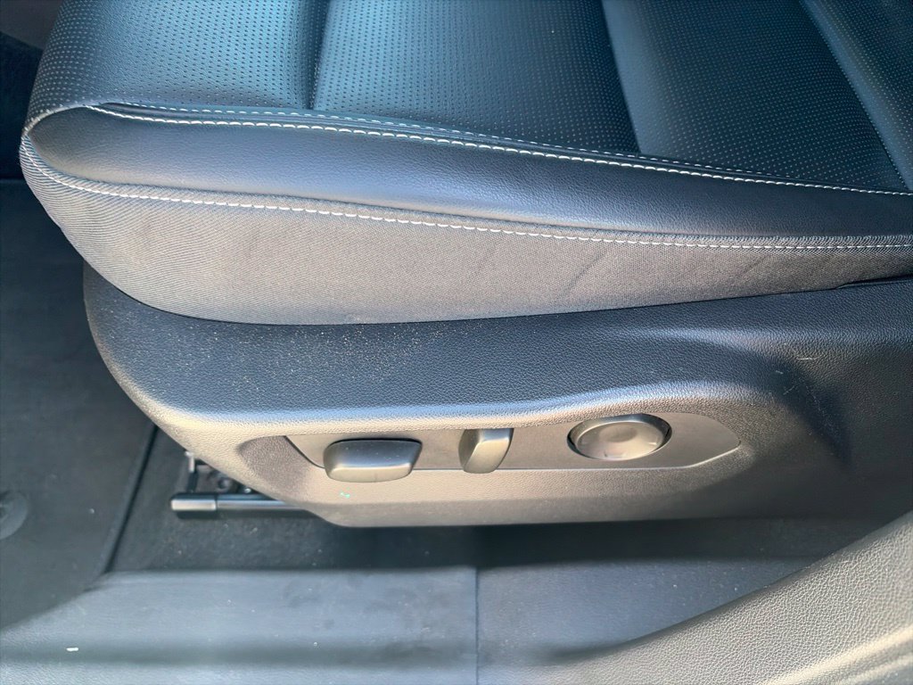 Used 2024 Buick Envision Preferred AWD/4WD image 18