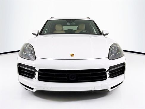 Certified 2020 Porsche Cayenne image 6