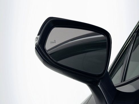 Used 2022 Toyota RAV4 XLE FWD image 10