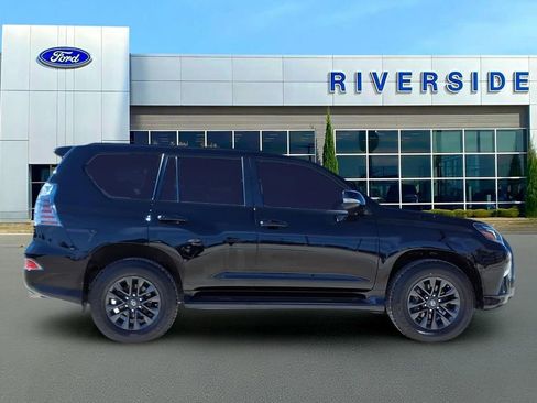 Used 2023 Lexus GX 460 Premium w/ Premium Package AWD/4WD image 8