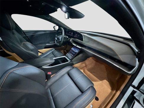 Used 2024 Lucid Air Grand Touring image 14