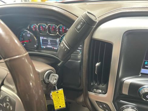 Used 2018 GMC Sierra 1500 SLT AWD/4WD image 19
