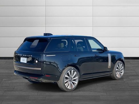 New 2026 Land Rover Range Rover SV AWD/4WD image 16