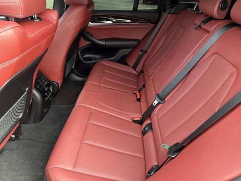 Used 2024 BMW X3 xDrive30i image 11