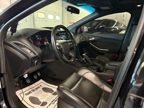 Used 2014 Ford Focus ST w/ Equipment Group 202A FWD image 17