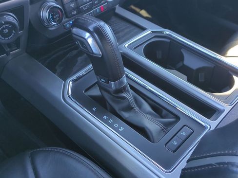 Used 2020 Ford F150 Platinum w/ Equipment Group 701A Luxury image 38