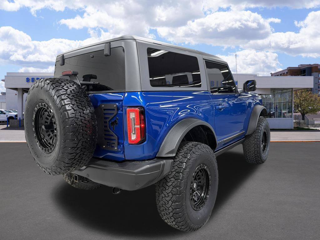 Used 2021 Ford Bronco First Edition AWD/4WD image 3