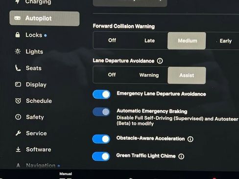 Used 2021 Tesla Model S Plaid image 21