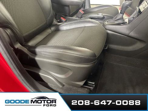 Used 2019 Buick Encore Preferred image 7