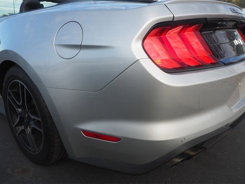 Used 2019 Ford Mustang GT Premium image 15