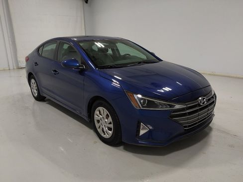 Used 2019 Hyundai Elantra SE FWD image 13