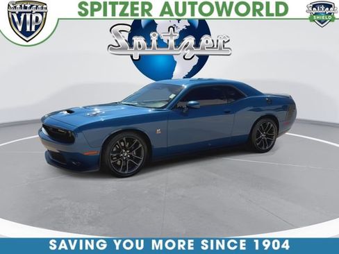 Used 2021 Dodge Challenger R/T Scat Pack w/ Scat Pack Stripe RWD image 5