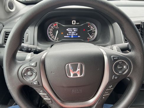 Used 2021 Honda Ridgeline Sport image 12