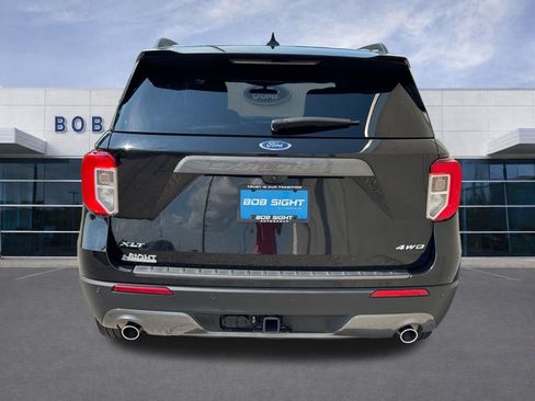 Used 2023 Ford Explorer XLT w/ Equipment Group 202A AWD/4WD image 37