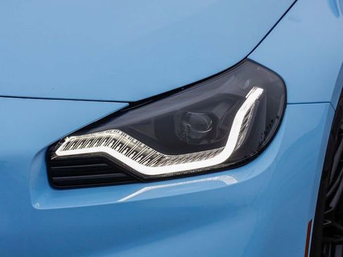 Used 2024 BMW M2 w/ Lighting Package image 5