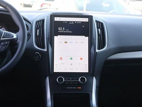 Certified 2024 Ford Edge SEL w/ Convenience Package image 22