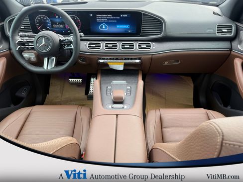 Used 2026 Mercedes-Benz GLS 450 4MATIC image 2