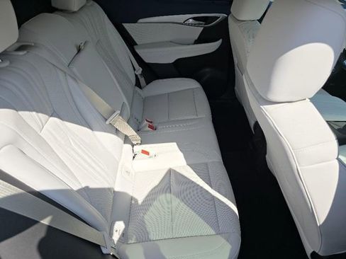 Used 2024 Buick Envision Avenir image 29