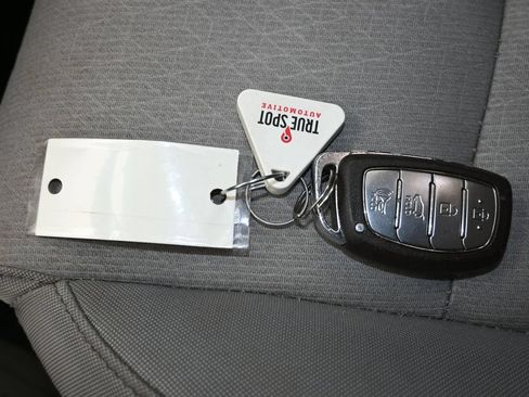 Used 2017 Hyundai Tucson Value AWD/4WD image 32