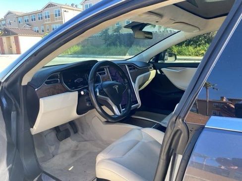 Used 2017 Tesla Model S 75 image 9