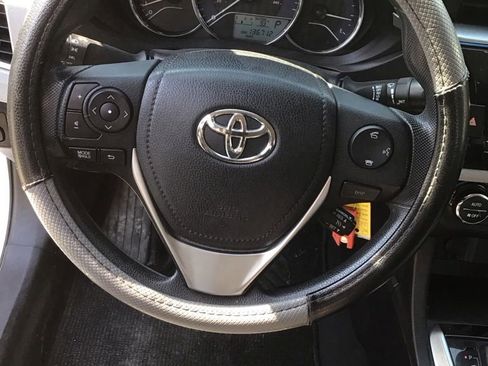 Used 2014 Toyota Corolla LE FWD image 8