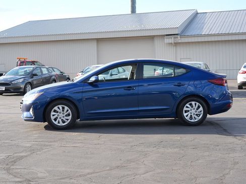 Used 2020 Hyundai Elantra SE FWD image 6