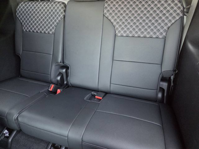 Used 2026 GMC Acadia Denali FWD image 26