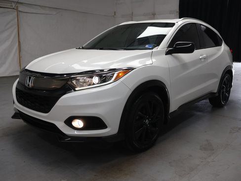 Used 2022 Honda HR-V Sport image 3