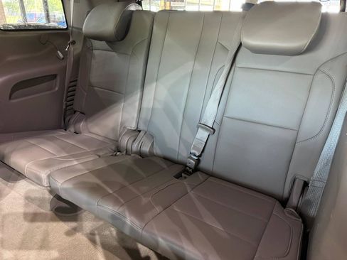 Used 2015 Chevrolet Tahoe LTZ AWD/4WD image 16
