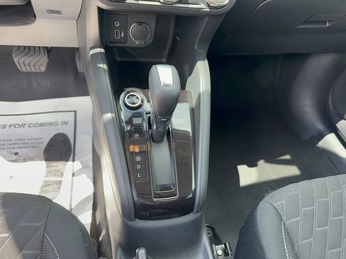 Used 2022 Nissan Kicks S FWD image 21