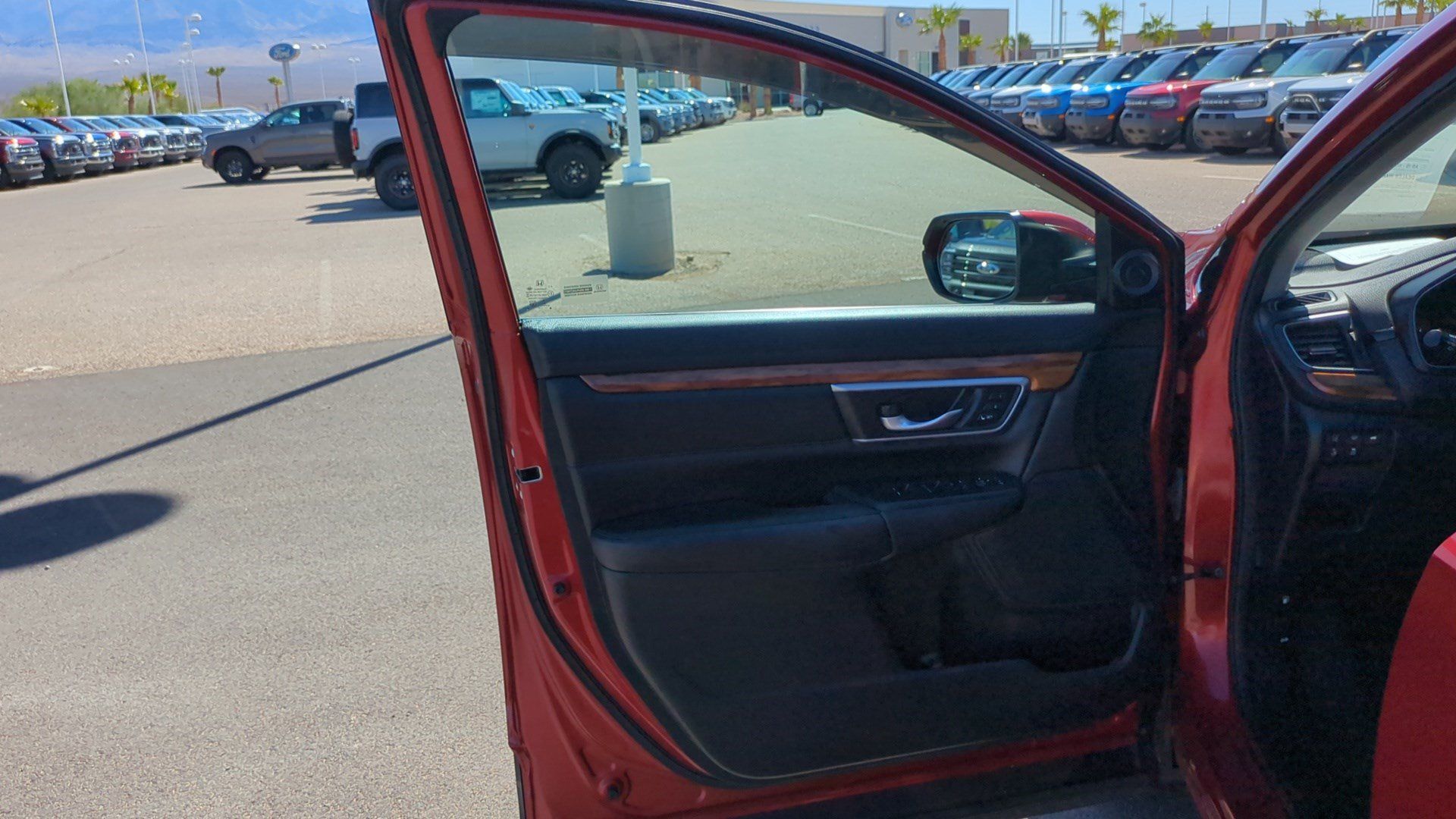 Used 2017 Honda CR-V Touring image 11