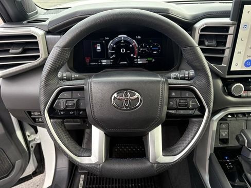 Used 2025 Toyota Sequoia Platinum image 37