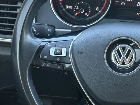 Used 2019 Volkswagen Atlas SE image 11