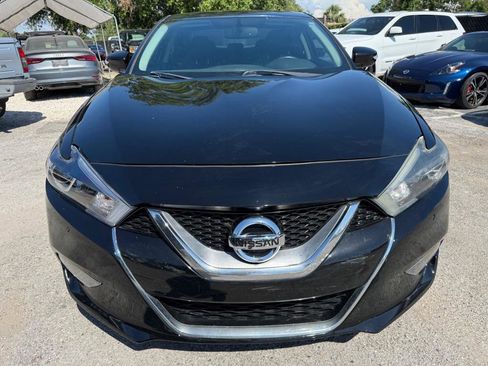 Used 2017 Nissan Maxima SR w/ Midnight Edition image 2