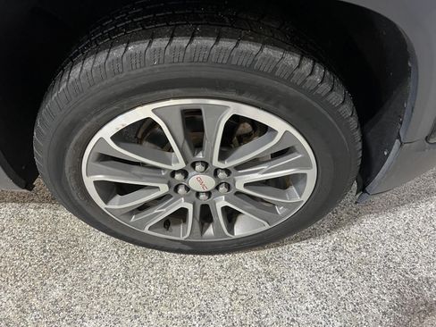 Used 2017 GMC Acadia SLT AWD/4WD image 46