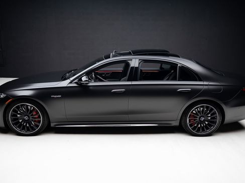 Used 2024 Mercedes-Benz S 63 AMG S image 18