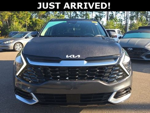 Used 2024 Kia Sportage SX image 2