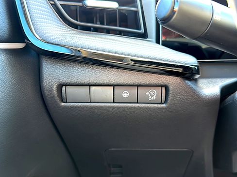 New 2026 Nissan Kicks SR image 25