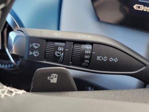 New 2026 Chevrolet Equinox EV LT image 15