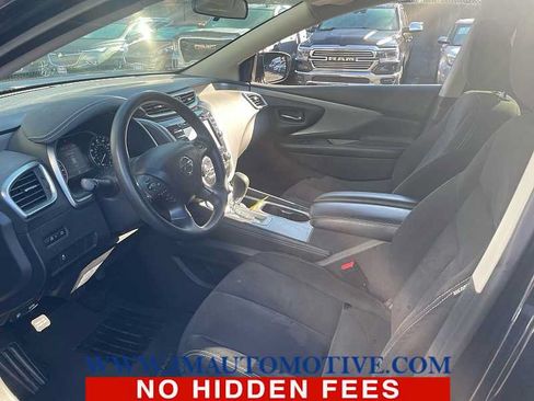 Used 2019 Nissan Murano S AWD/4WD image 2